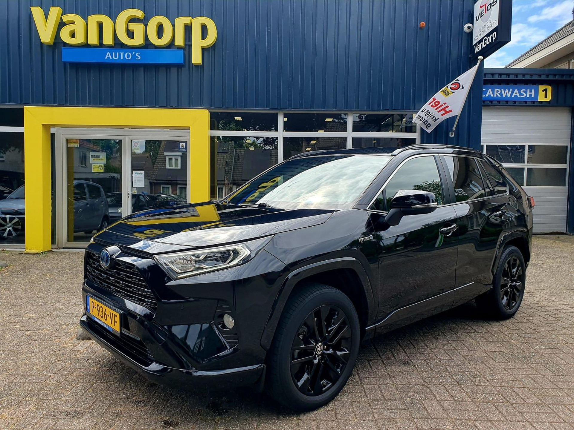 Toyota RAV4 2.5 Hybrid AWD Black Edition All-in prijs! 46183843-0.jpg | Van Gorp Auto’s