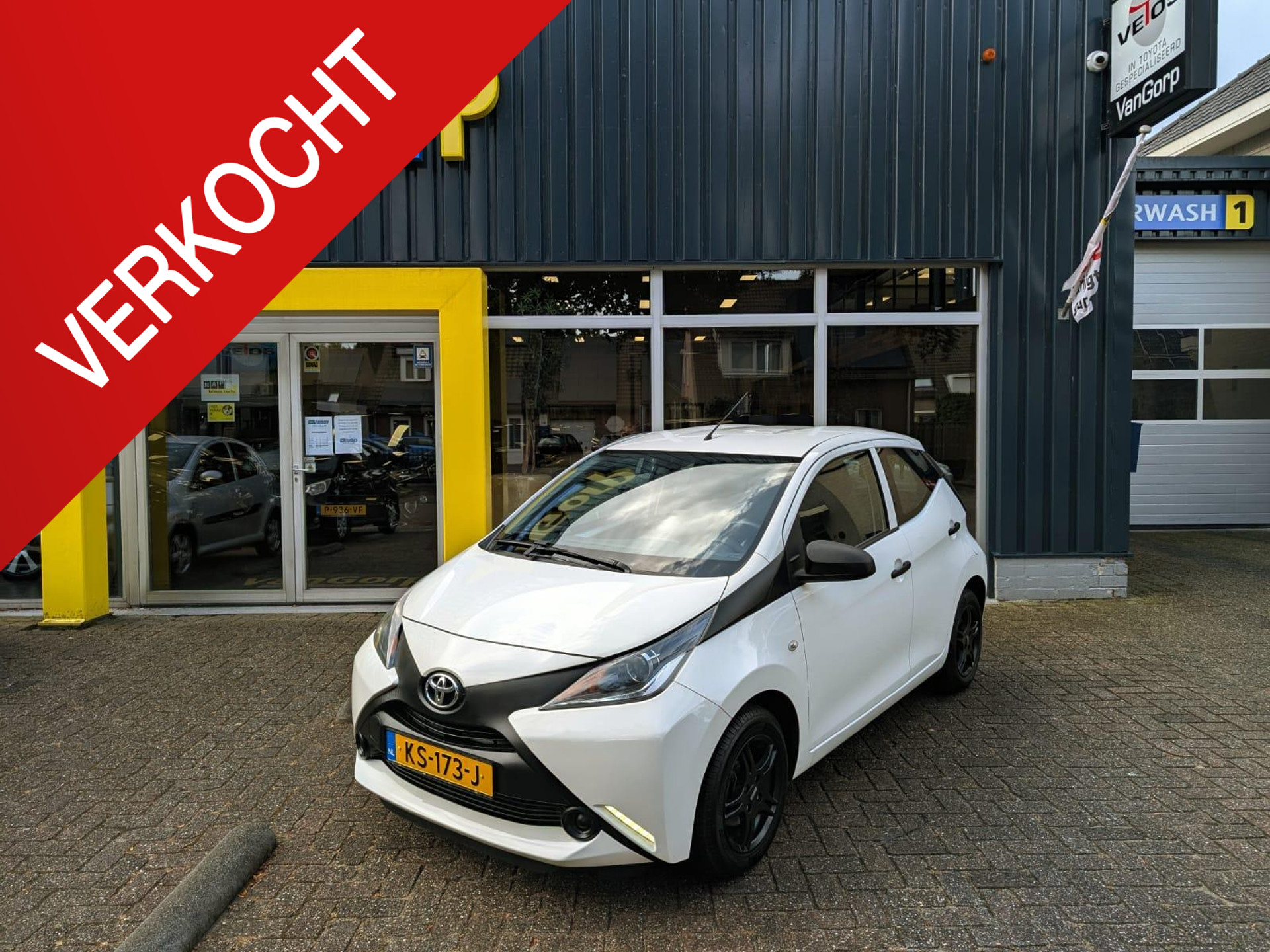 Toyota Aygo 1.0 VVT-i x-now 46766695-0.jpg | Van Gorp Auto’s