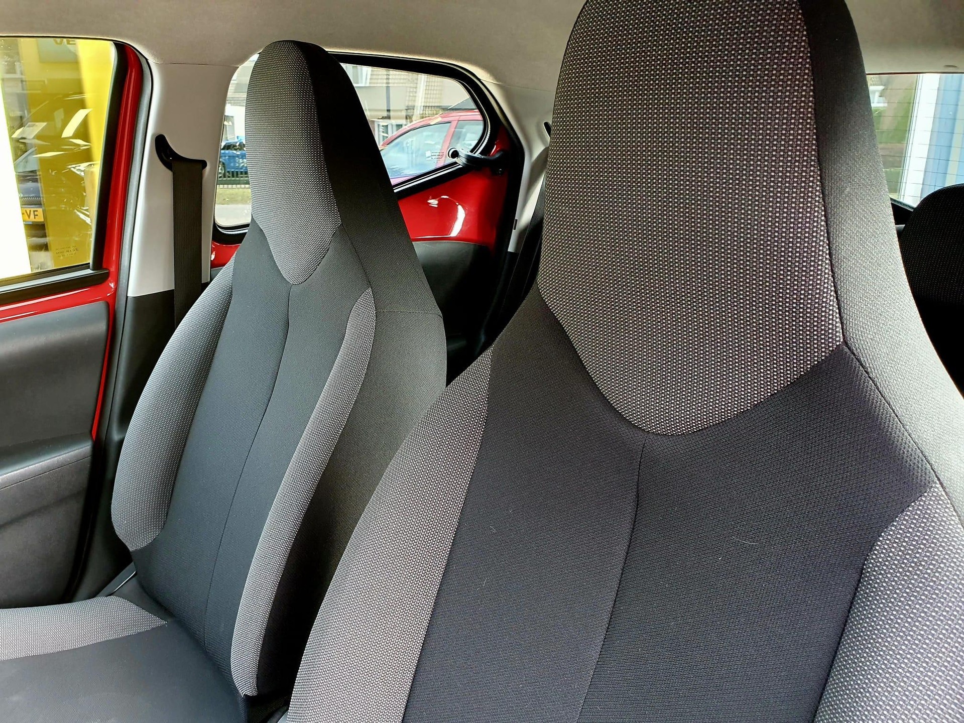 Toyota Aygo 1.0 VVT-i x-fun 46778054-2.jpg | Van Gorp Auto’s