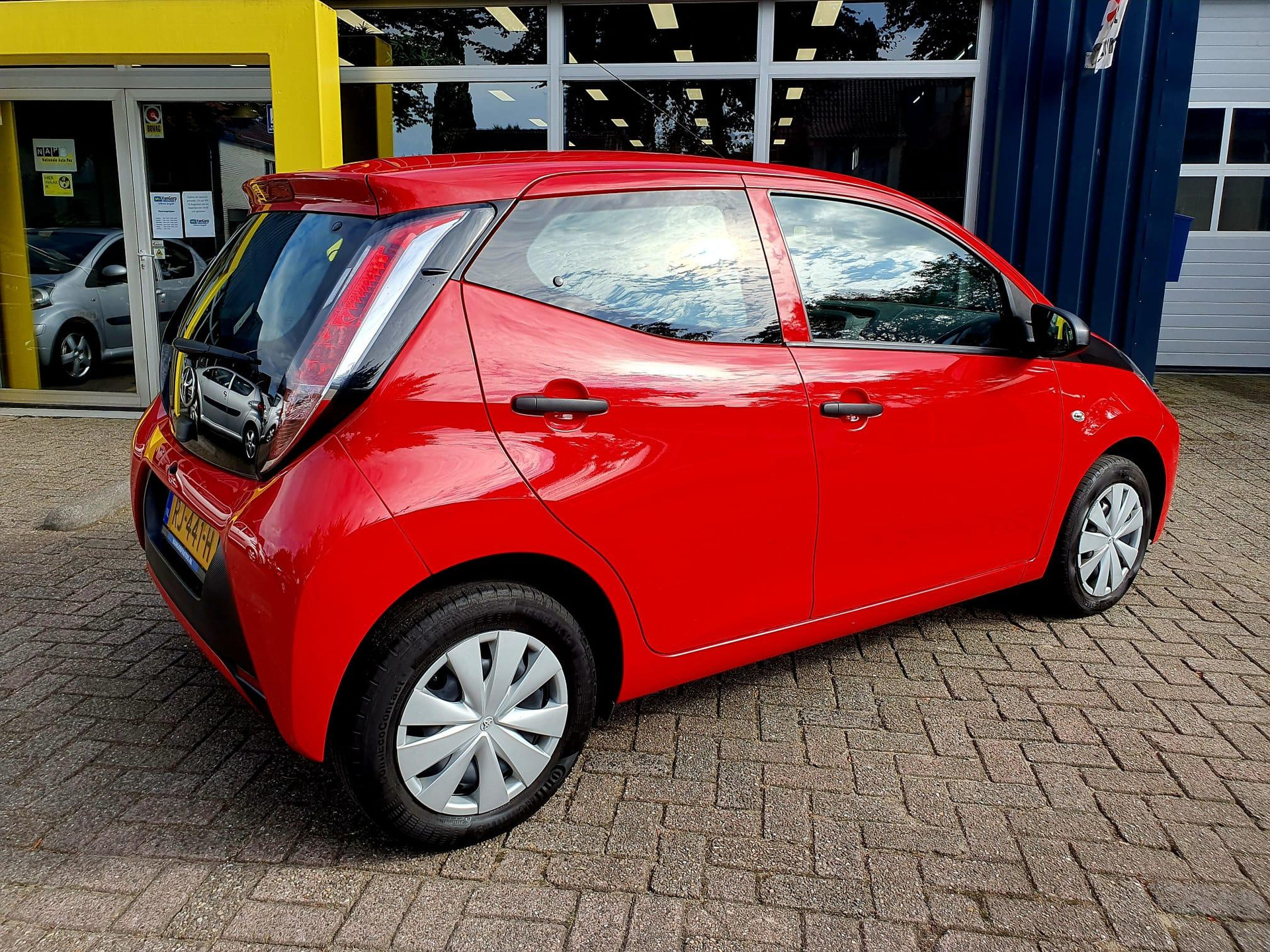 Toyota Aygo 1.0 VVT-i x-fun 46778054-8.jpg | Van Gorp Auto’s