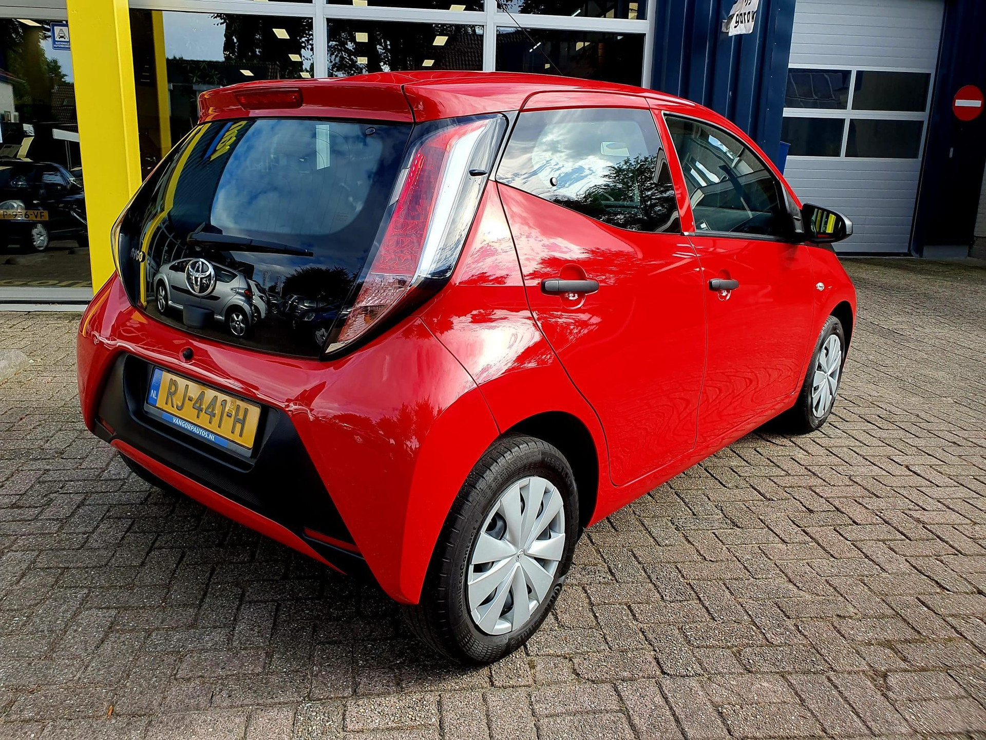 Toyota Aygo 1.0 VVT-i x-fun 46778054-9.jpg | Van Gorp Auto’s