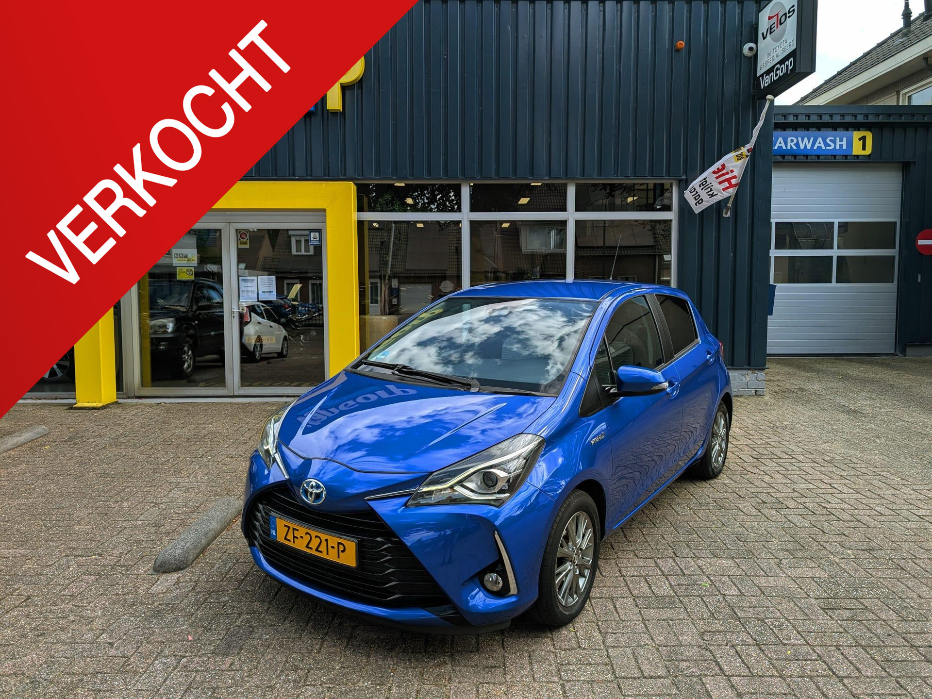Toyota Yaris 1.5 Hybrid Dynamic 46841527-0.jpg | Van Gorp Auto’s