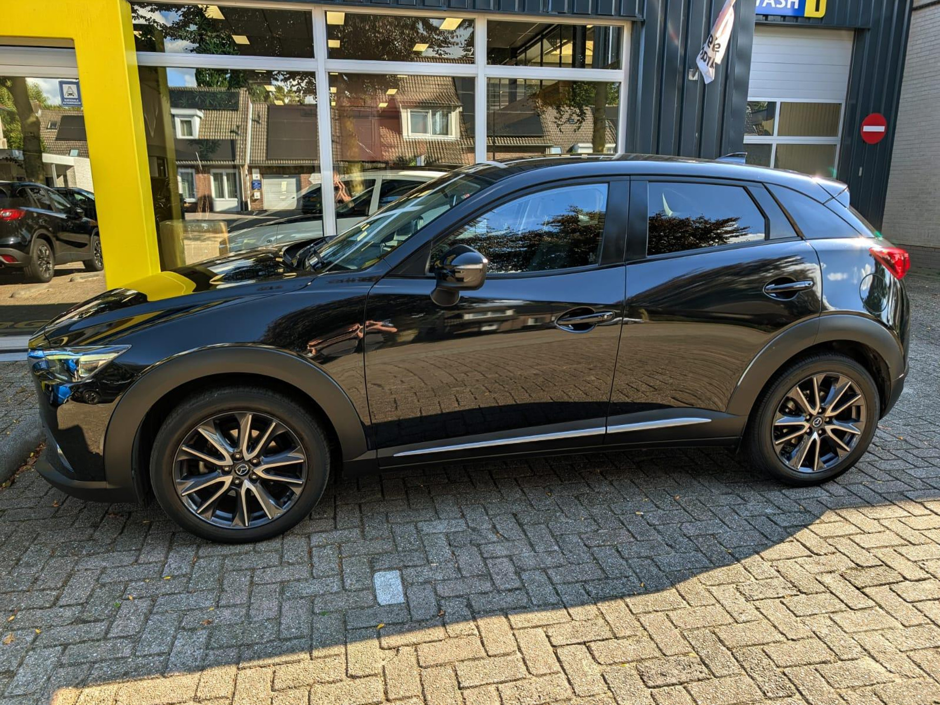 Mazda CX-3 2.0 SkyActiv-G 120 GT-M 47595735-3.jpg | Van Gorp Auto’s