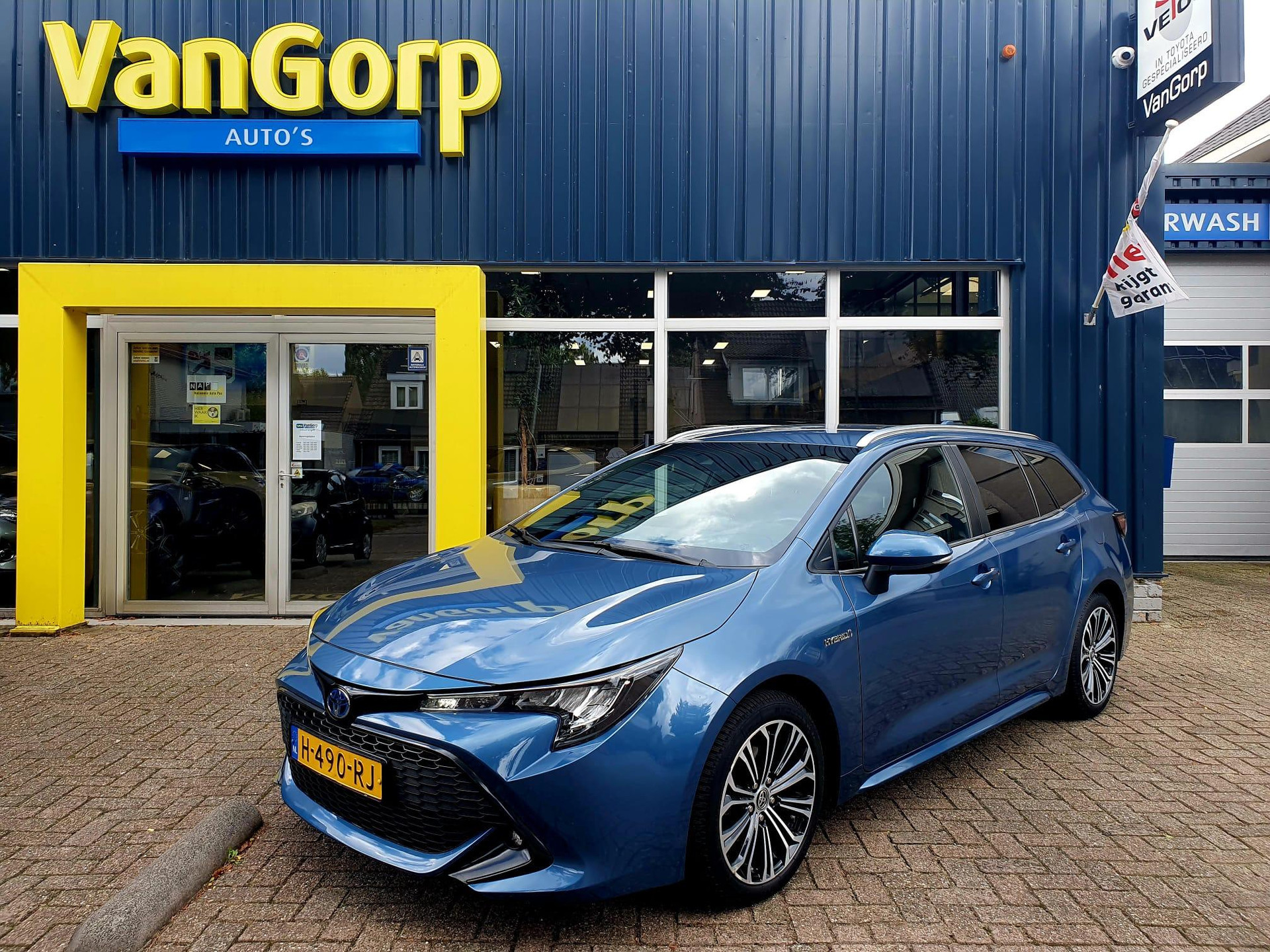 Toyota Corolla Touring Sports 1.8 Hybrid Business Plus All-in prijs! 47600206-0.jpg | Van Gorp Auto’s