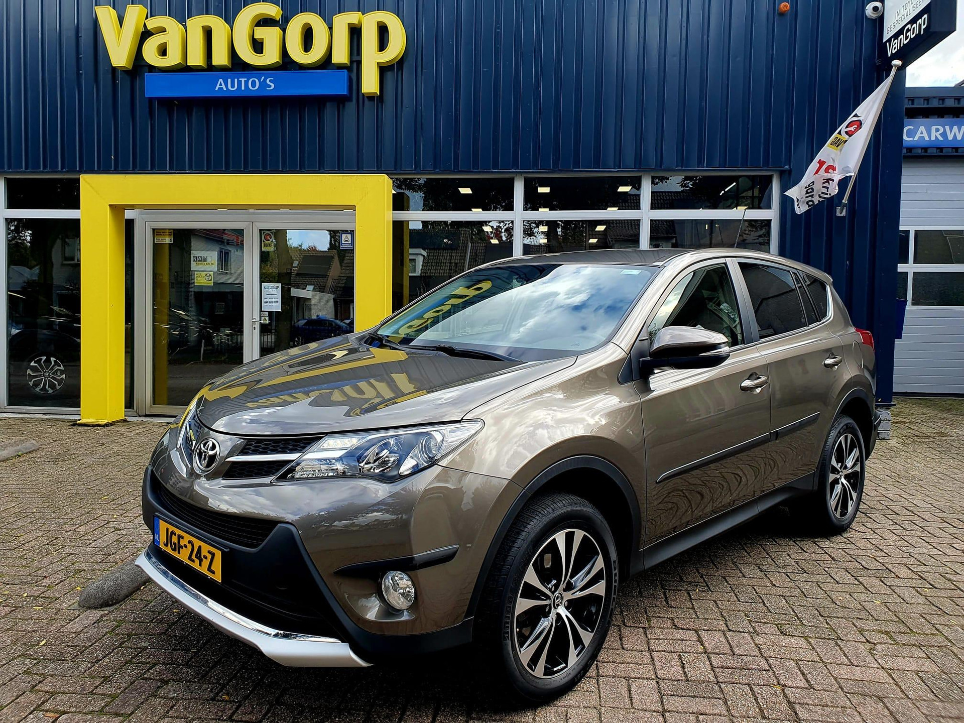 Toyota RAV4 2.0 Dynamic 4WD All-in prijs! 47947199-0.jpg | Van Gorp Auto’s