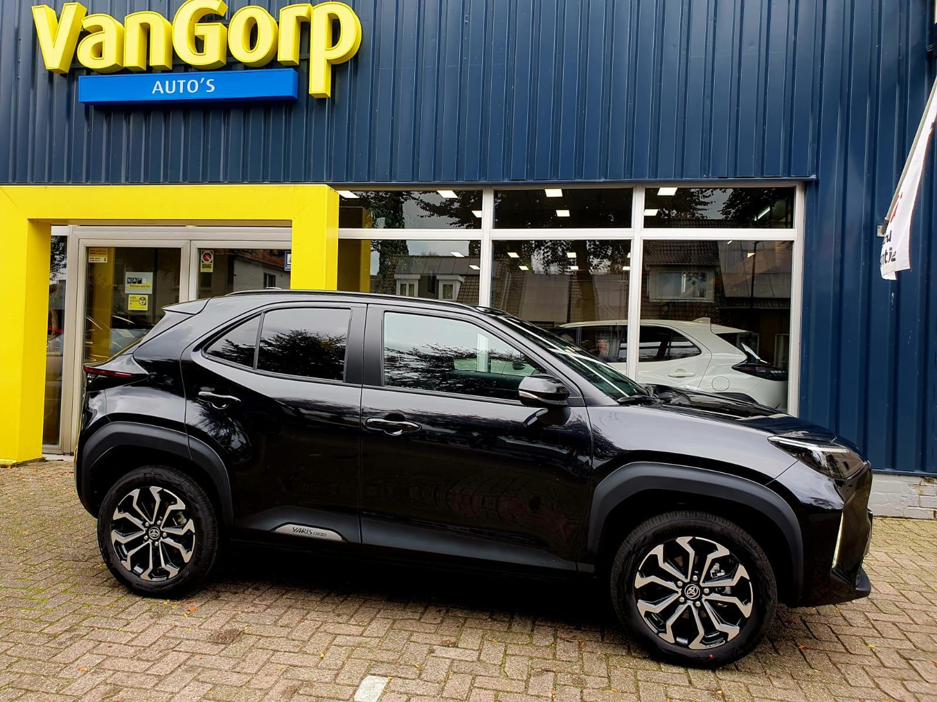 Toyota Yaris Cross 1.5 Hybrid 130pk Teamplayer All-in prijs! 48590544-1.jpg | Van Gorp Auto’s