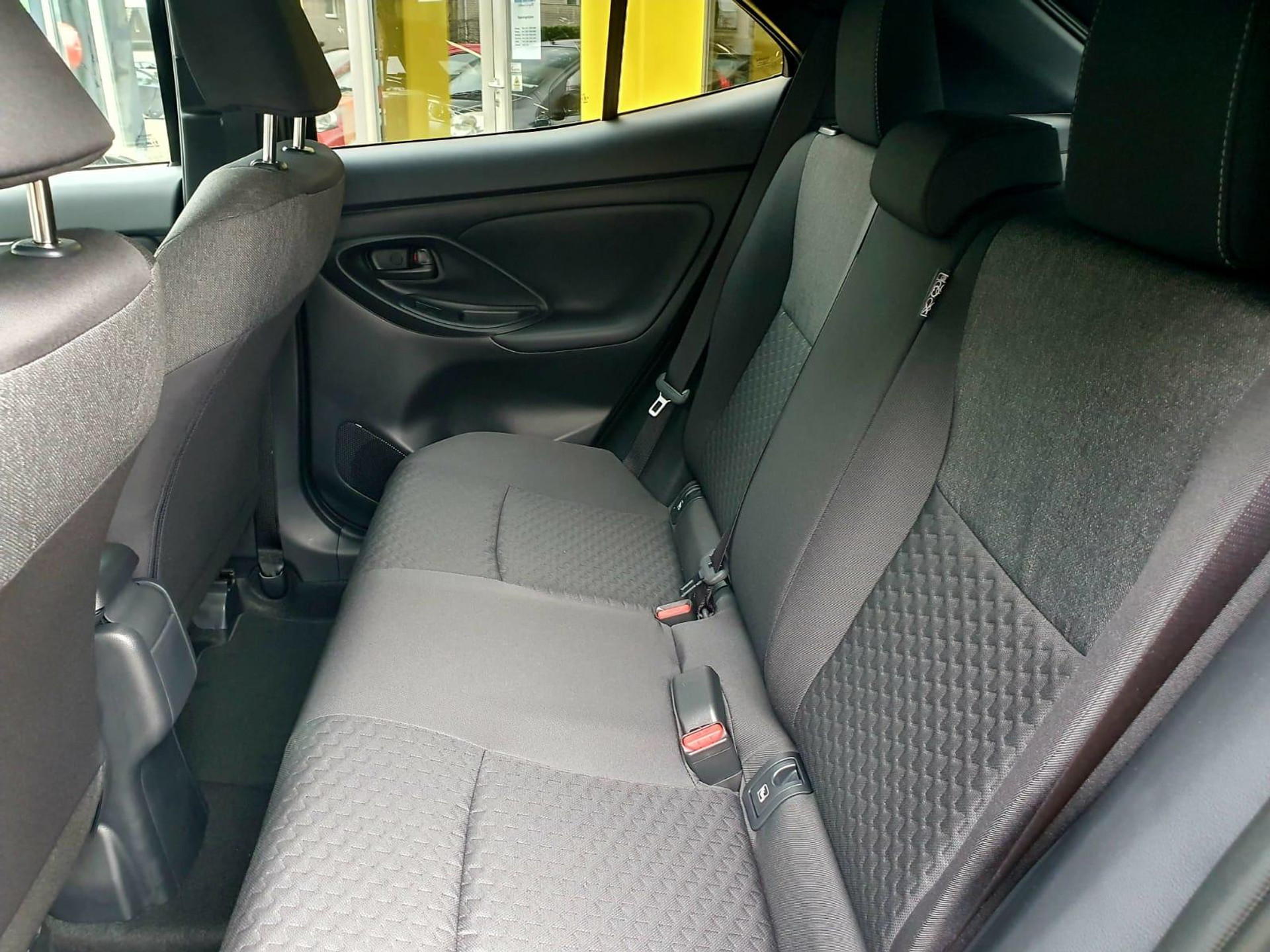 Toyota Yaris Cross 1.5 Hybrid 130pk Teamplayer All-in prijs! 48590544-8.jpg | Van Gorp Auto’s