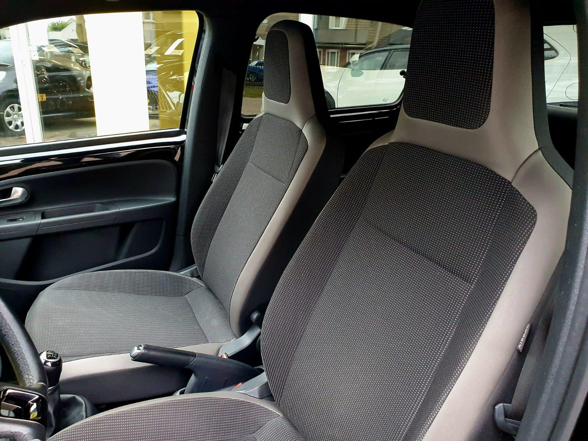 Volkswagen up! 1.0 high up! BlueMotion All-in prijs! 48590643-12.jpg | Van Gorp Auto’s