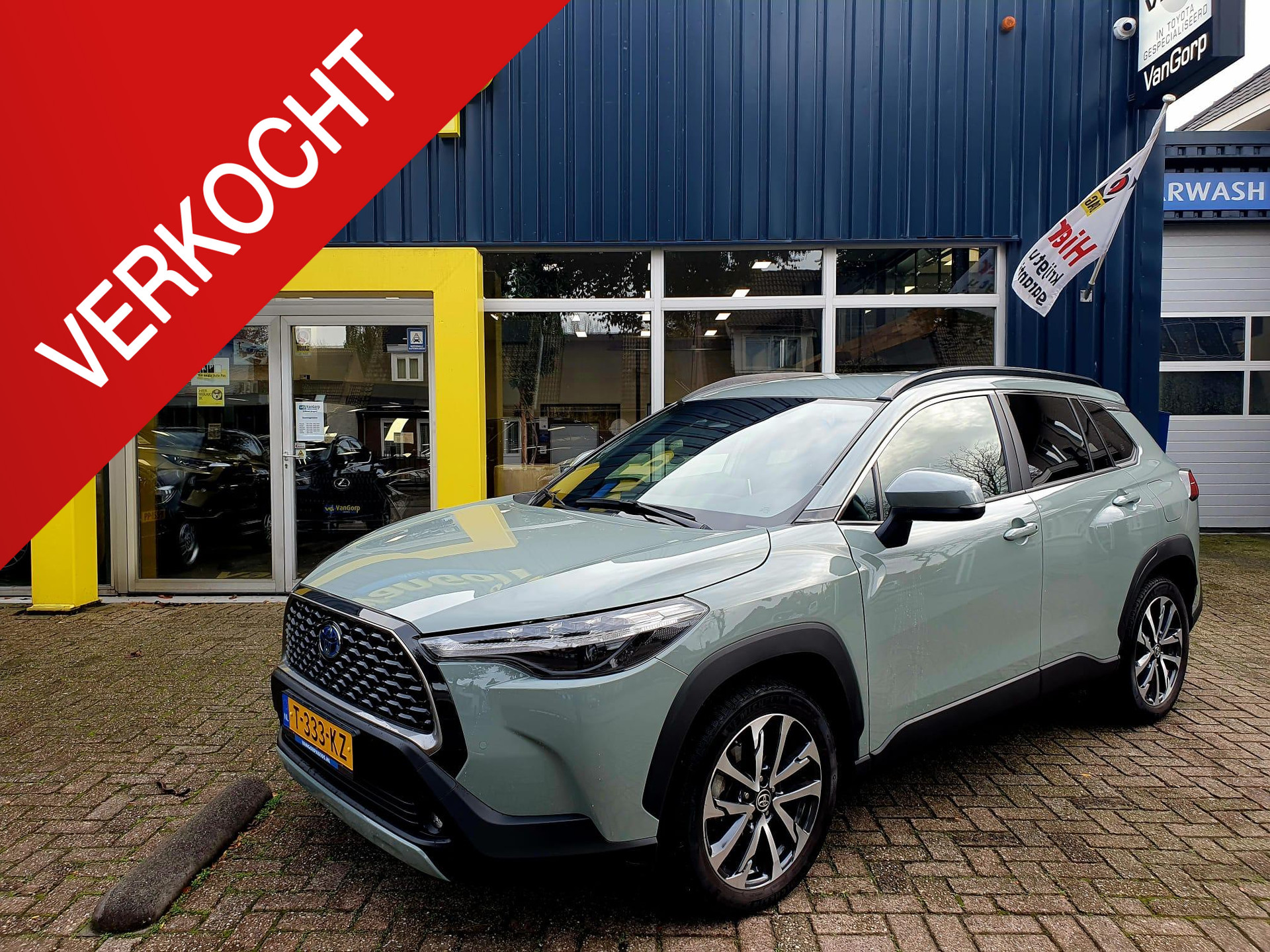 Toyota Corolla Cross 2.0 High Power Hybrid First Edition All-in prijs! 48726884-0.jpg | Van Gorp Auto’s