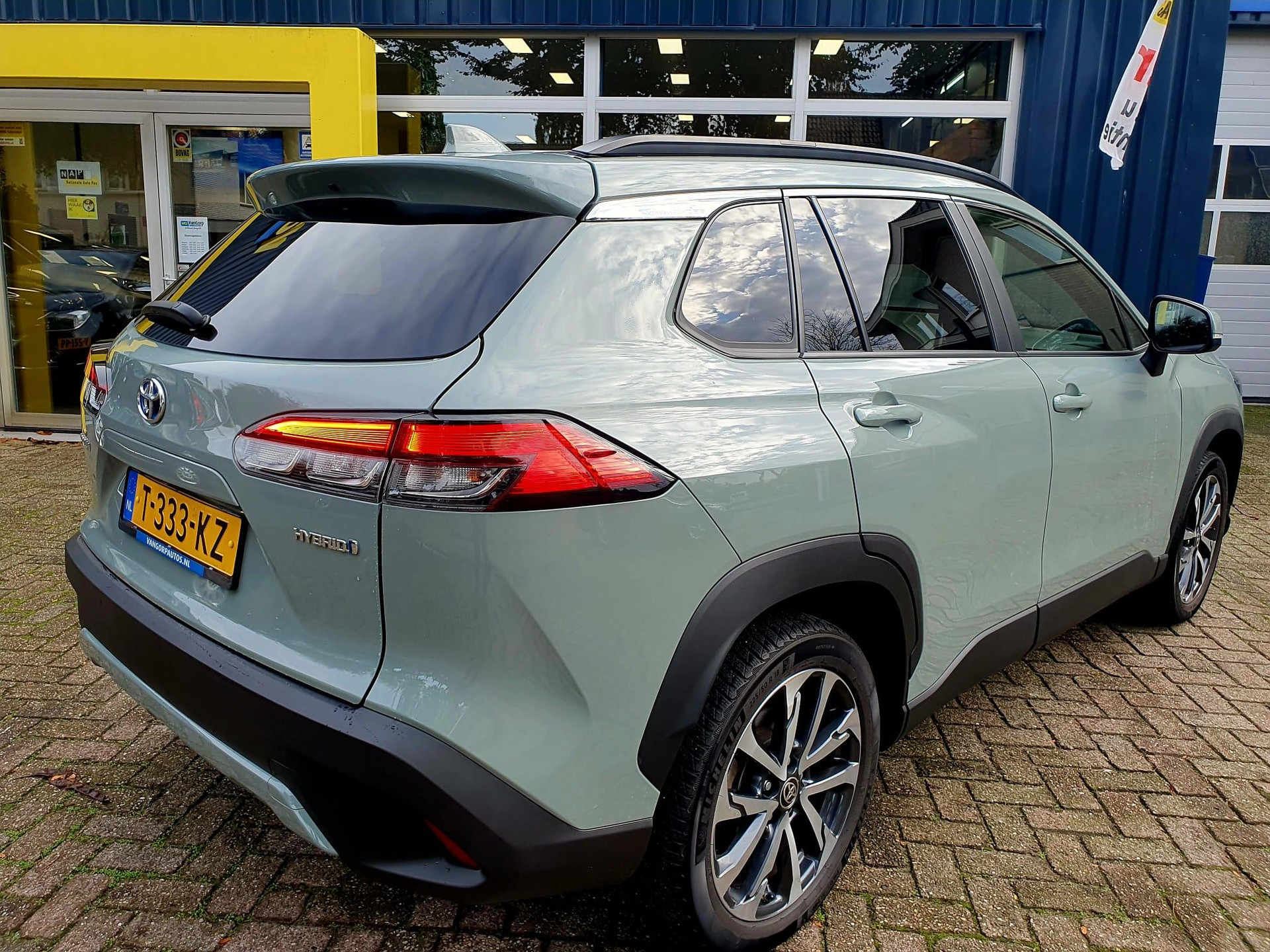 Toyota Corolla Cross 2.0 High Power Hybrid First Edition All-in prijs! 48726884-12.jpg | Van Gorp Auto’s