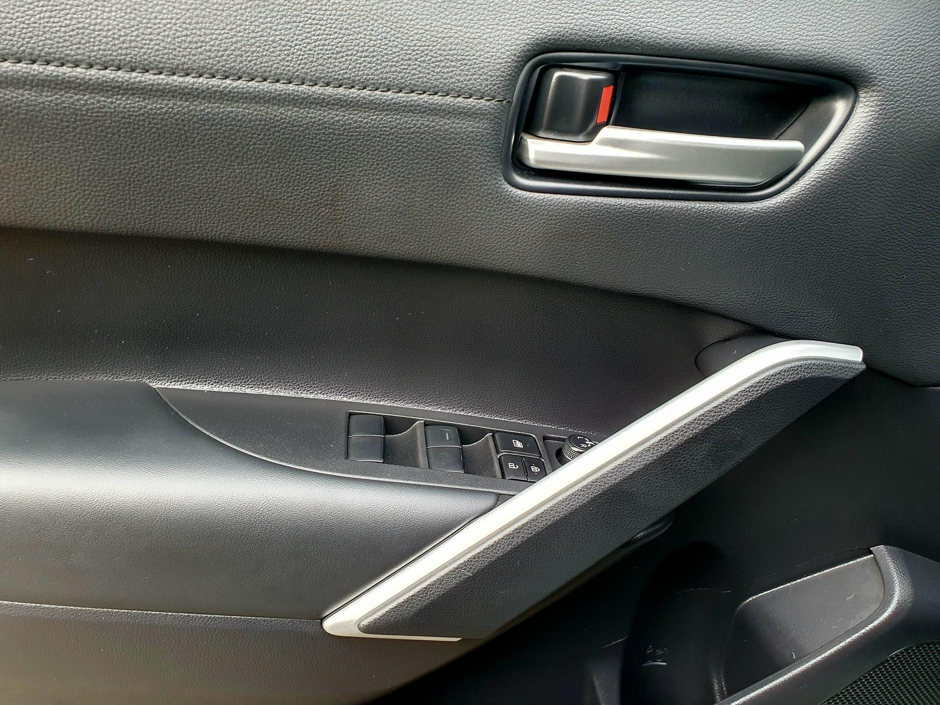 Toyota Corolla Cross 2.0 High Power Hybrid First Edition All-in prijs! 48726884-24.jpg | Van Gorp Auto’s