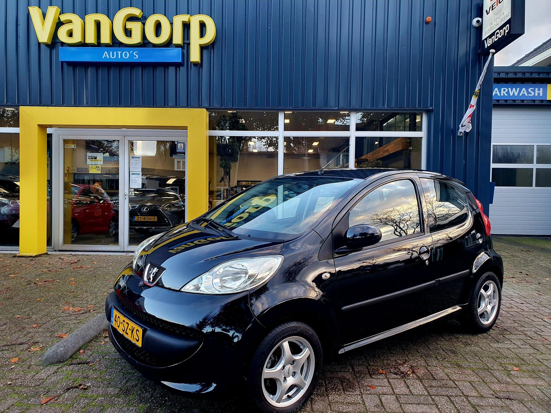 Peugeot 107 1.0-12V XS 49116215-0.jpg | Van Gorp Auto’s