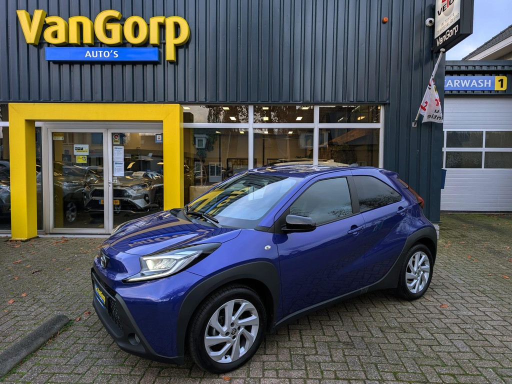 Toyota Aygo X 1.0 VVT-i MT first! 49371616-0.jpg | Van Gorp Auto’s