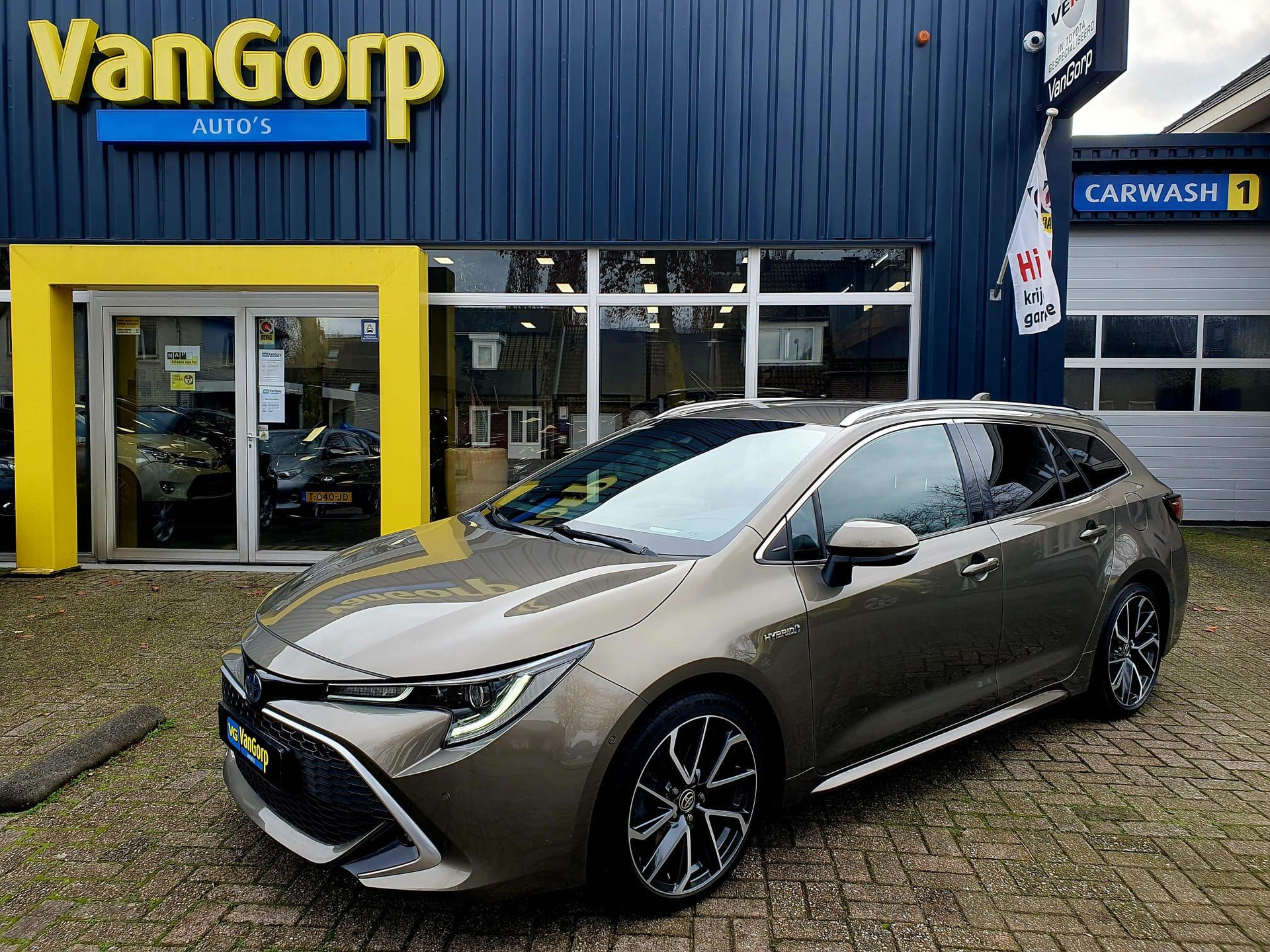 Toyota Corolla Touring Sports 2.0 Hybrid Executive All-in prijs! 49625043-0.jpg | Van Gorp Auto’s