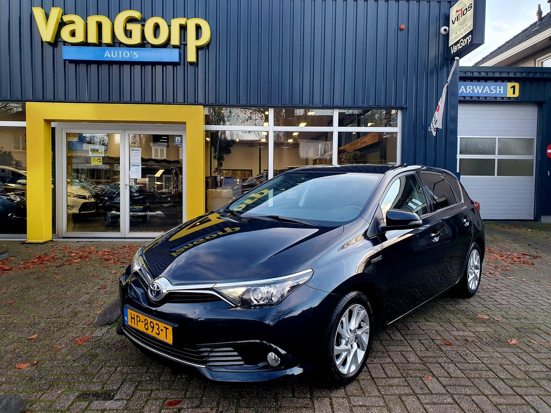 Toyota Auris 1.8 Hybrid Lease All-in prijs! 49795272-0.jpg | Van Gorp Auto’s