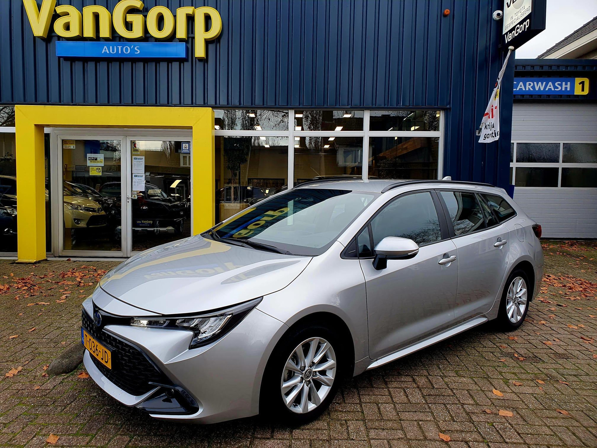 Toyota Corolla Touring Sports Hybrid 140 Active All-in prijs! 50076584-0.jpg | Van Gorp Auto’s