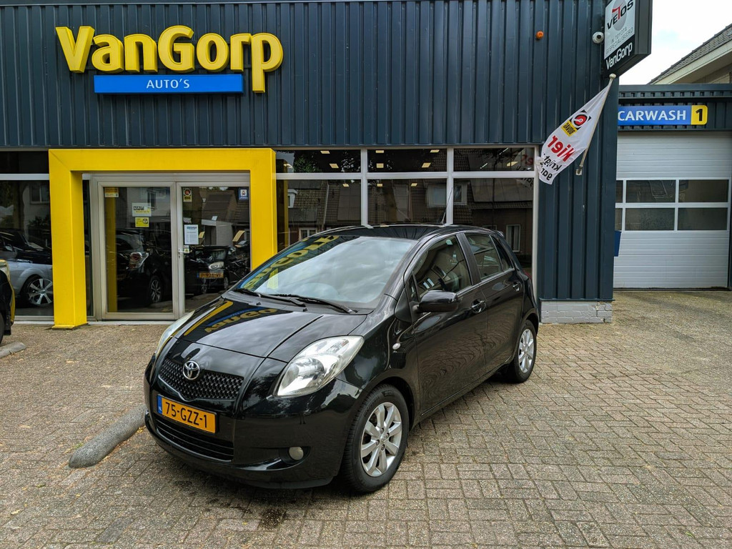 Toyota Yaris 1.3 VVTi Sol All-in prijs! 51203944-0.jpg | Van Gorp Auto’s