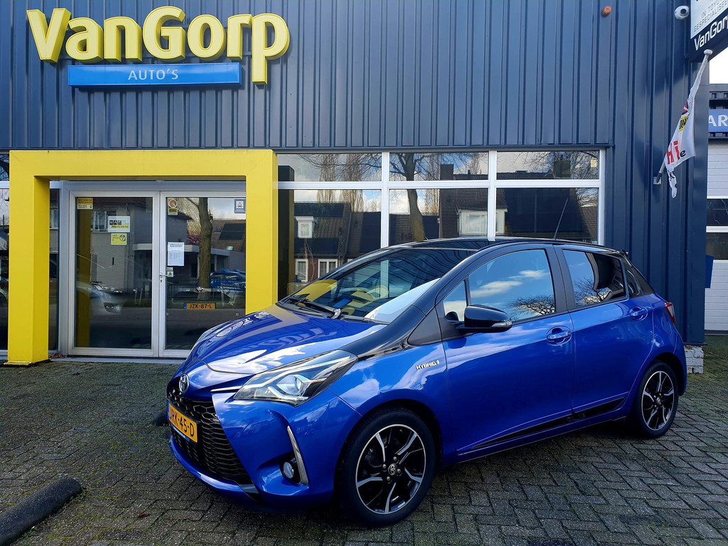 Toyota Yaris 1.5 Hybrid Bi-Tone Plus All-in prijs! 52072493-0.jpg | Van Gorp Auto’s