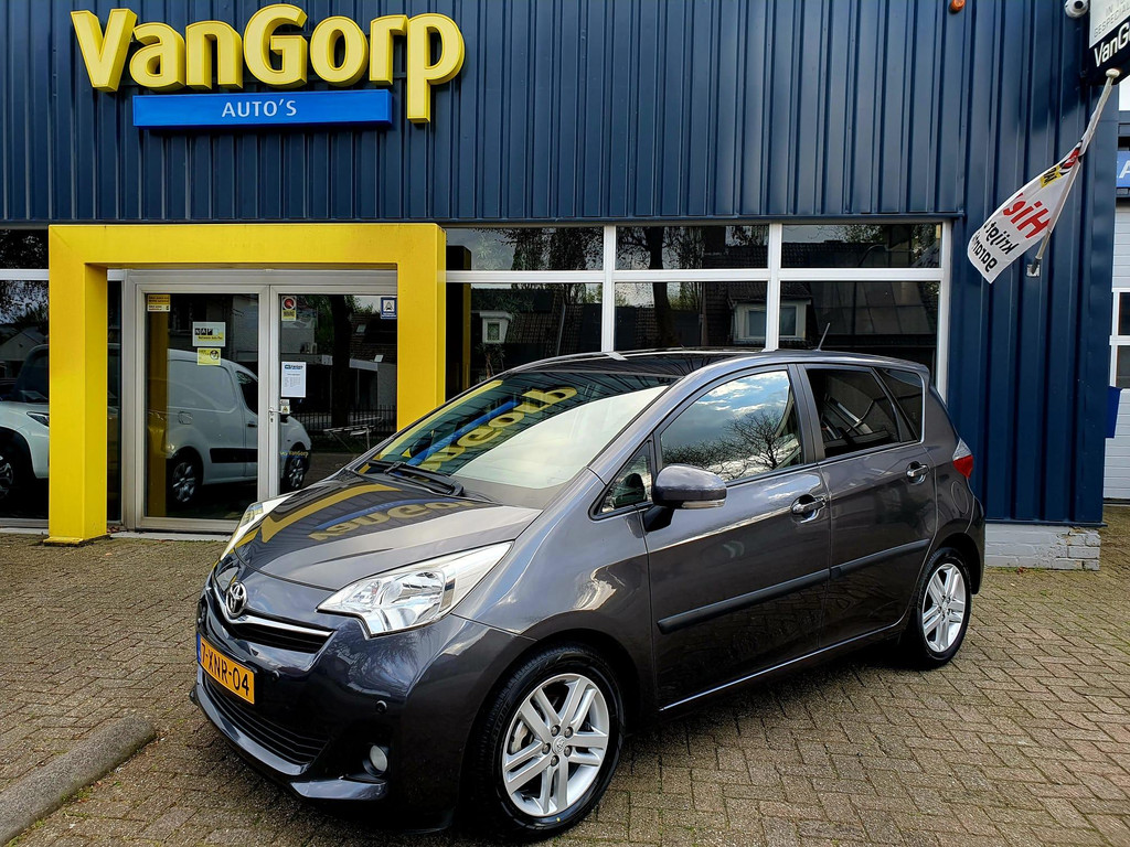 Toyota Verso-S 1.3 VVT-i Dynamic All-in prijs! 52858471-0.jpg | Van Gorp Auto’s