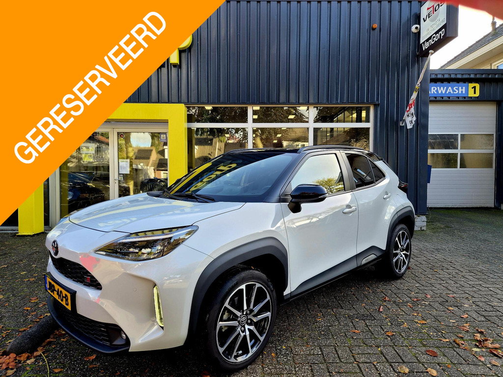 Toyota Yaris Cross 1.5 Hybrid 130 GR SPORT 57521311-0.jpg | Van Gorp Auto’s