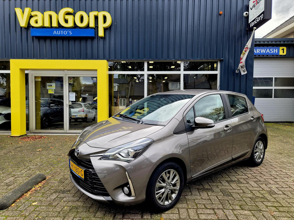 Toyota Yaris 1.5 VVT-i Design All-in prijs! 57658256-0.jpg | Van Gorp Auto’s