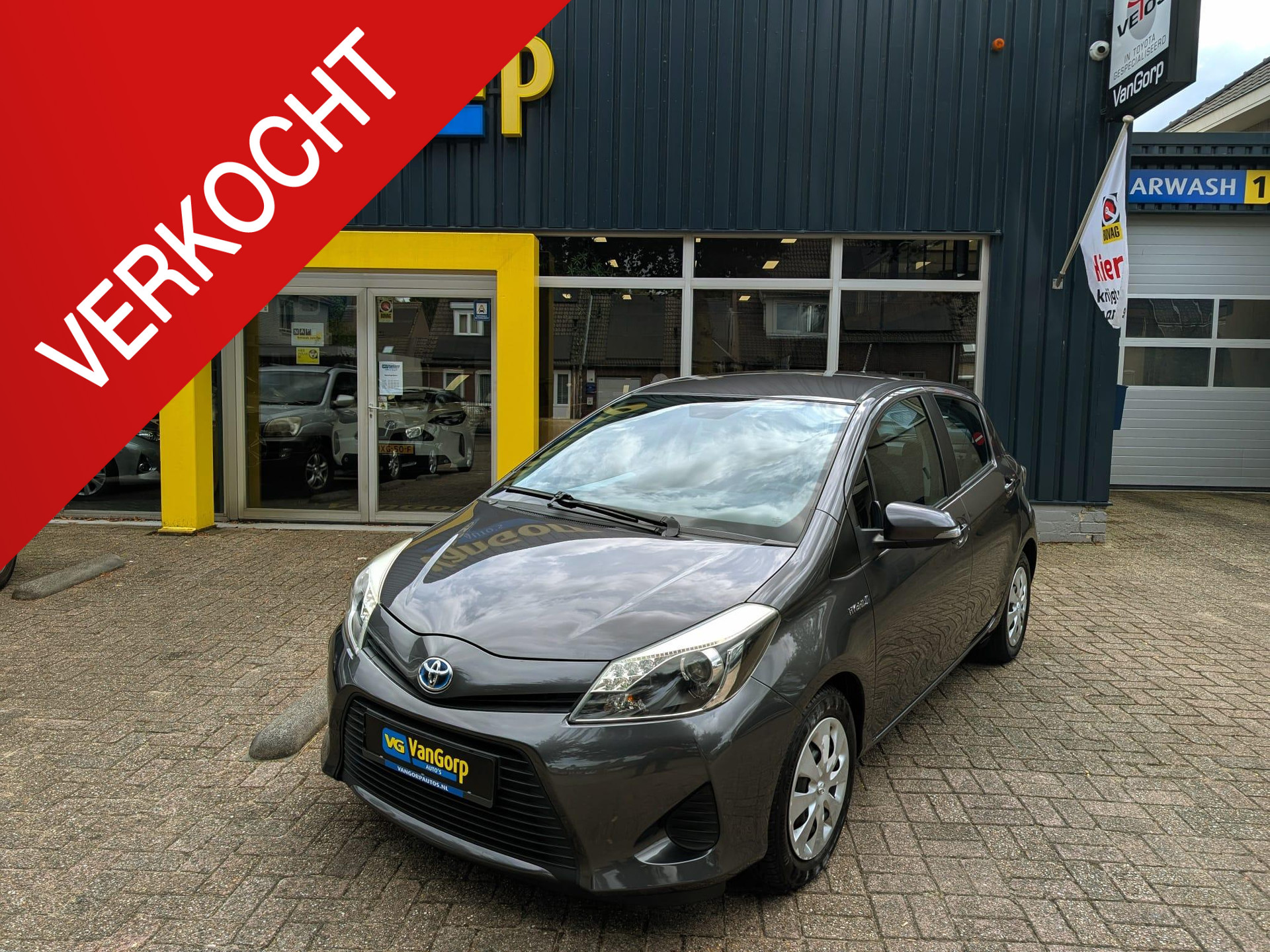 Toyota YARIS HYBRID 1.3 VVT-i Aspiration 47402581-0.jpg | Van Gorp Auto’s