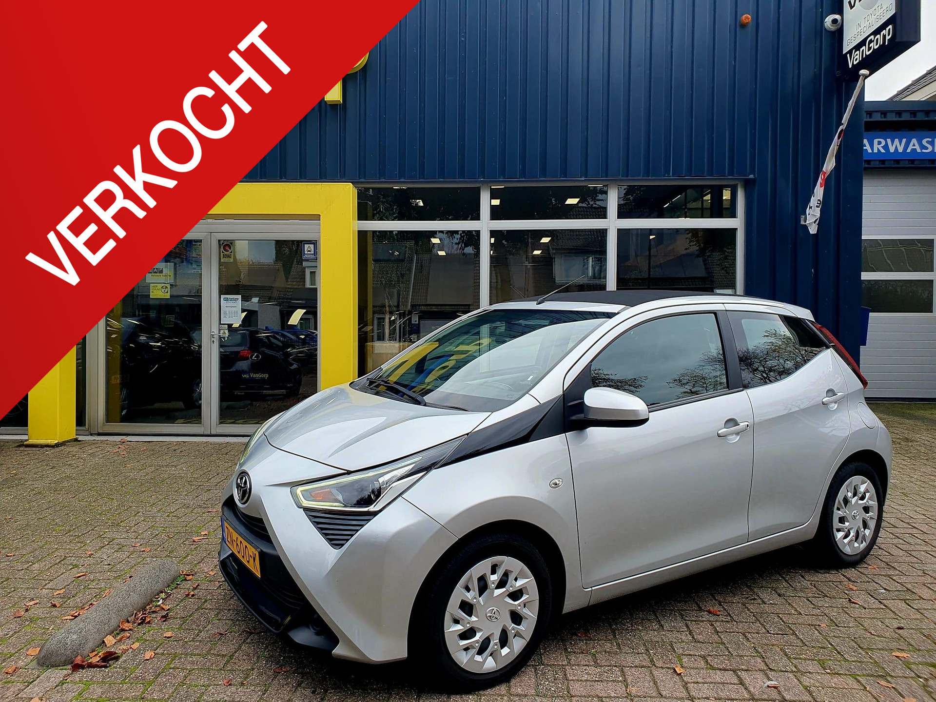 Toyota Aygo 1.0 VVT-i x-play OPEN DAK All-in prijs! 48496200-0.jpg | Van Gorp Auto’s