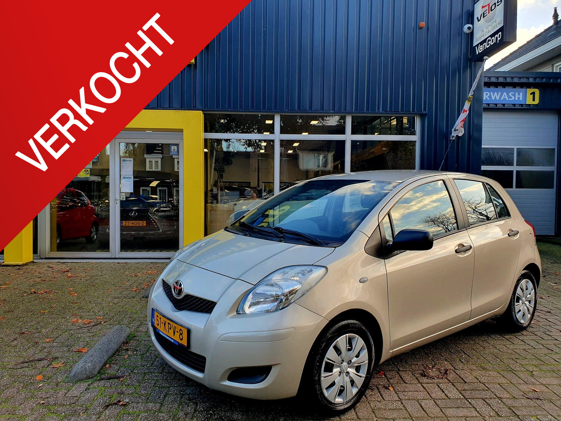 Toyota Yaris 1.3 VVTi Comfort All-in prijs! 49115787-0.jpg | Van Gorp Auto’s