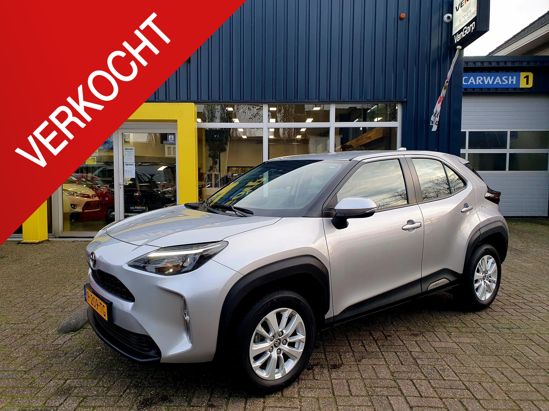 Toyota Yaris Cross 1.5 Hybrid Active All-in prijs! 49618847-0.jpg | Van Gorp Auto’s